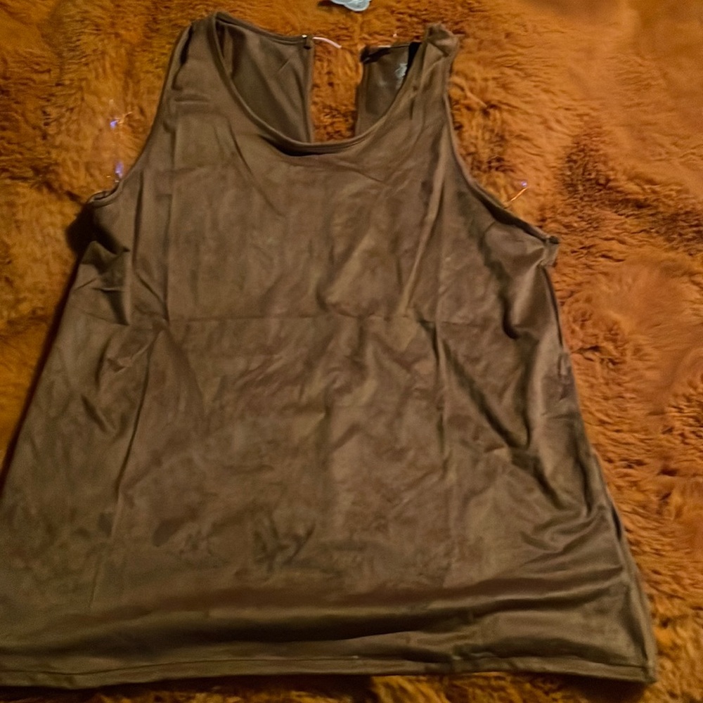 Large camel top